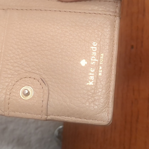 Kate Spade wallet - Picture 3 of 7